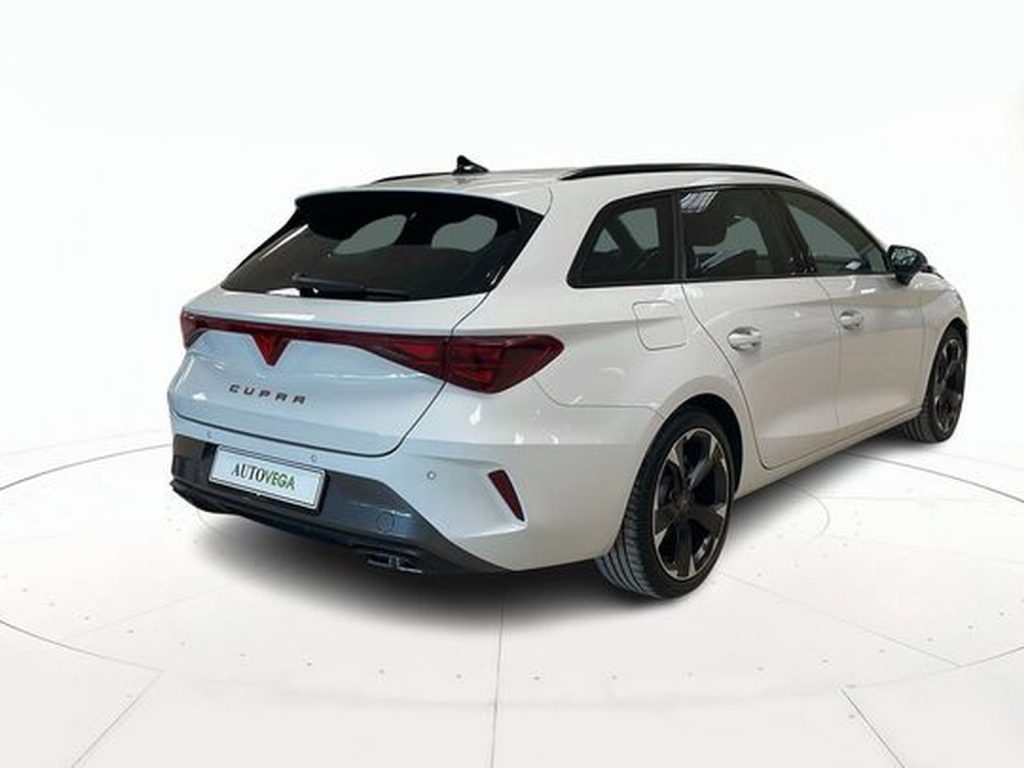 CUPRA Leon sportstourer 1.5 hybrid 150cv dsg - 4