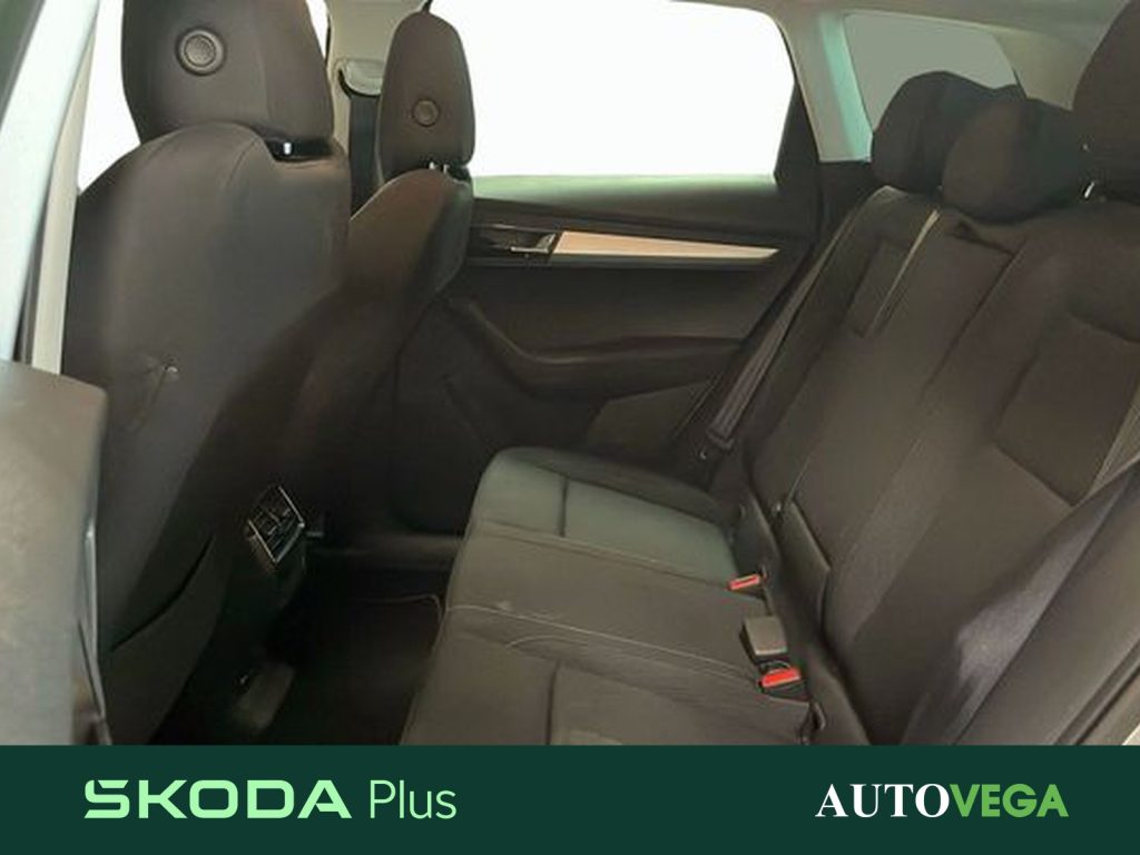 SKODA Karoq 2.0 tdi evo executive 115cv dsg - 12