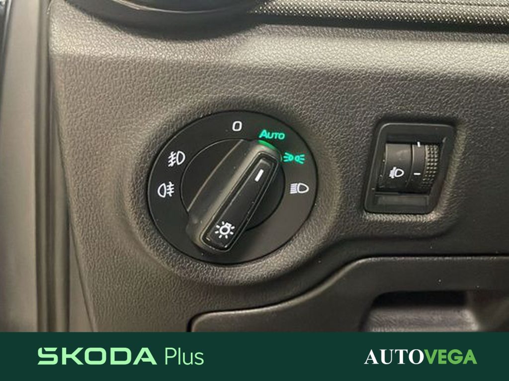 SKODA Fabia 1.0 mpi 130 edition 80cv - 15