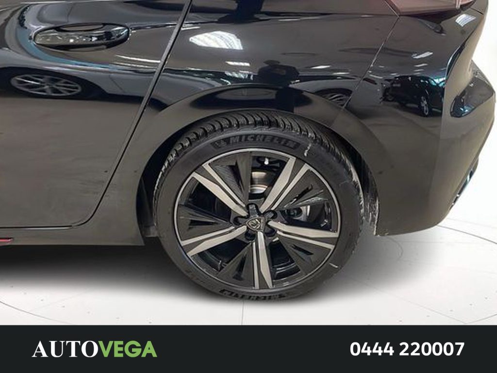 PEUGEOT 308 1.5 bluehdi gt pack s&s 130cv eat8 - 19