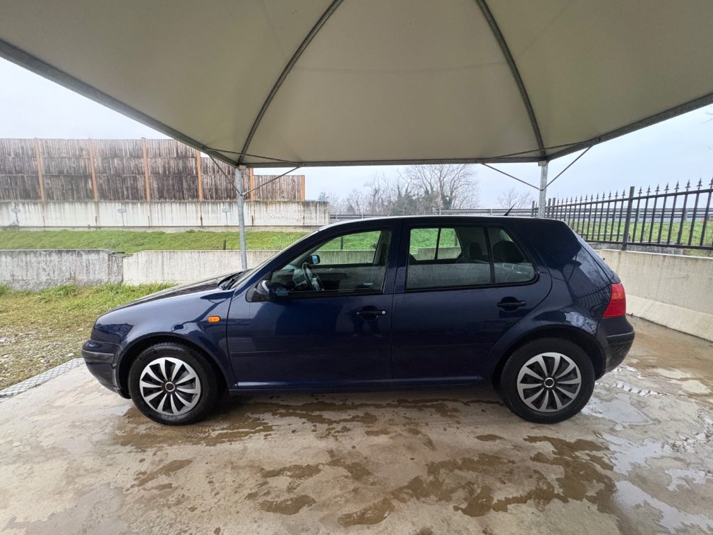 VOLKSWAGEN Golf 1.6 5P 1 PROPR OK NEOP GANCIO TRAINO BLUETHOOT - 5