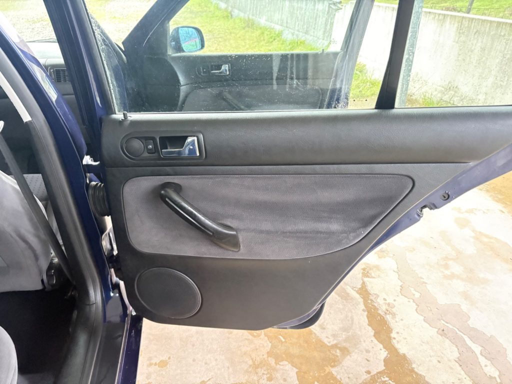 VOLKSWAGEN Golf 1.6 5P 1 PROPR OK NEOP GANCIO TRAINO BLUETHOOT - 25