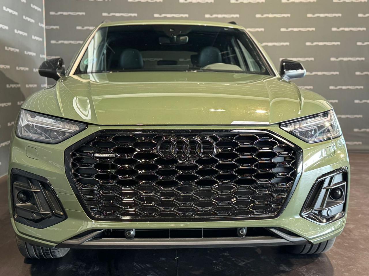 AUDI Q5 SPB 40 TDI quattro S tronic Identity Black - 2