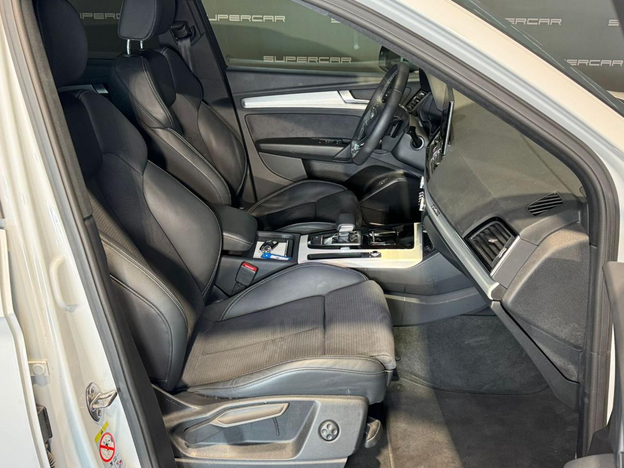 AUDI Q5 40 TDI 204 CV quattro S tronic Identity Black - 12