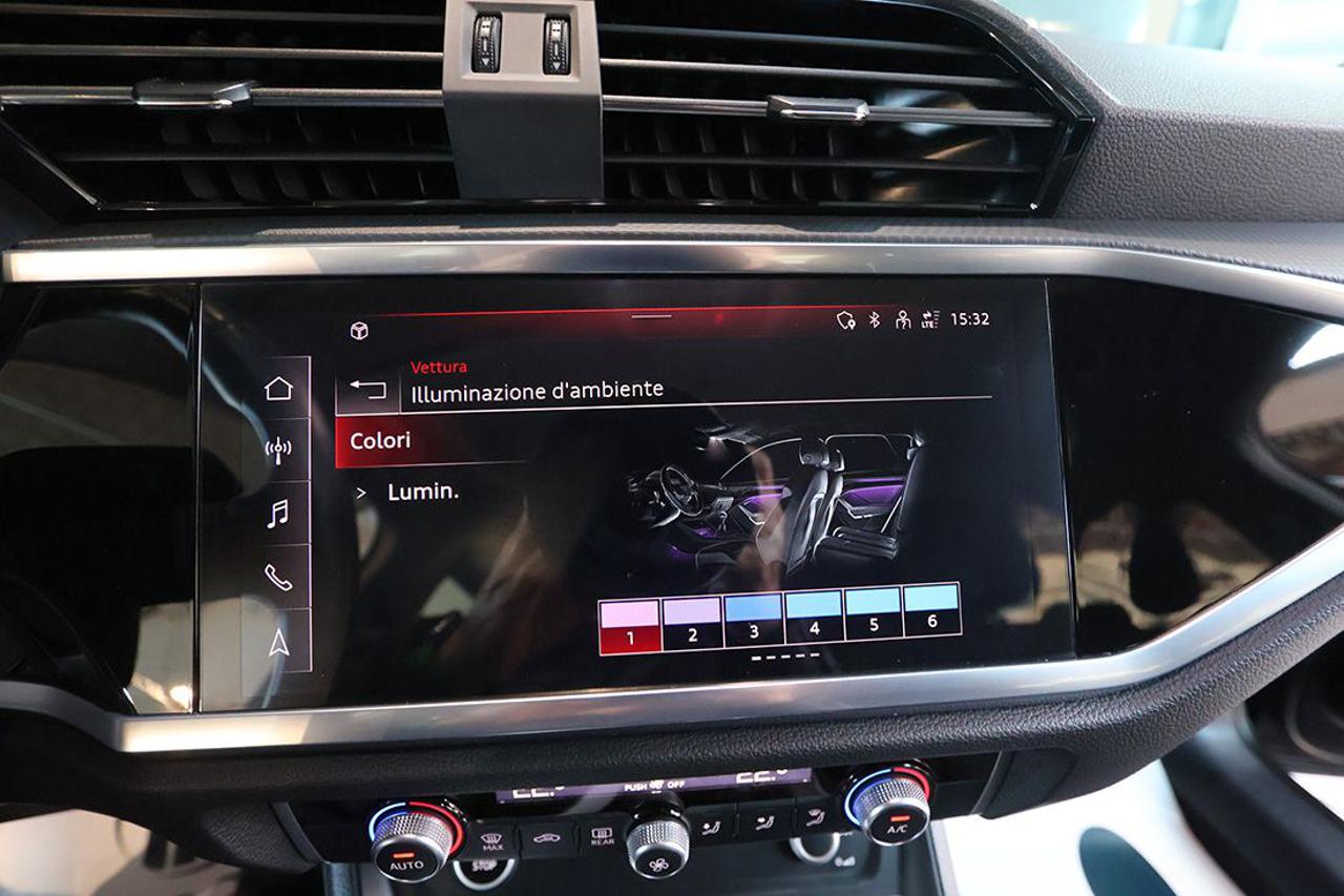 AUDI Q3 40 TDI Quattro S-Tronic S-Line - 27