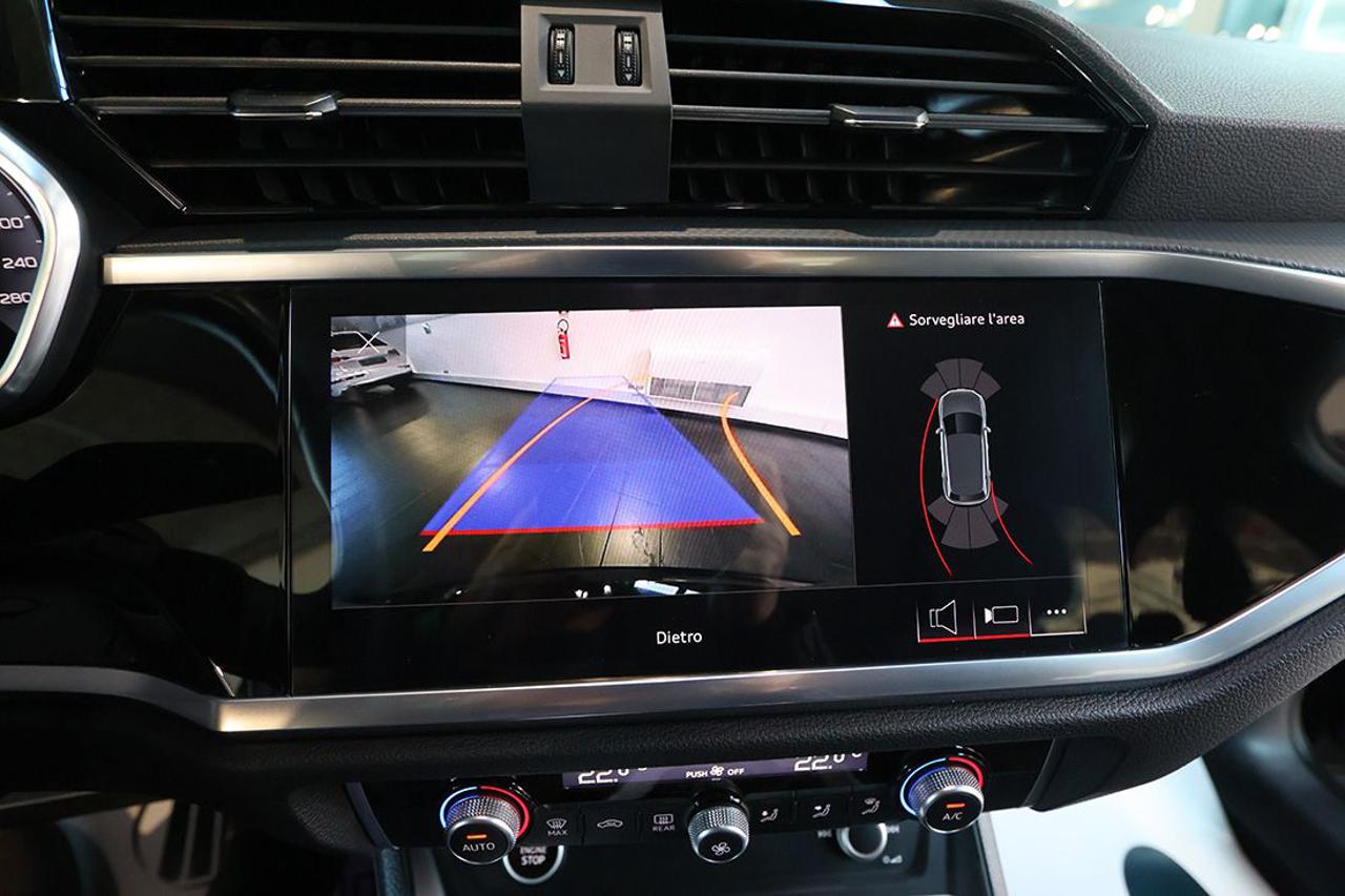 AUDI Q3 40 TDI Quattro S-Tronic S-Line - 25