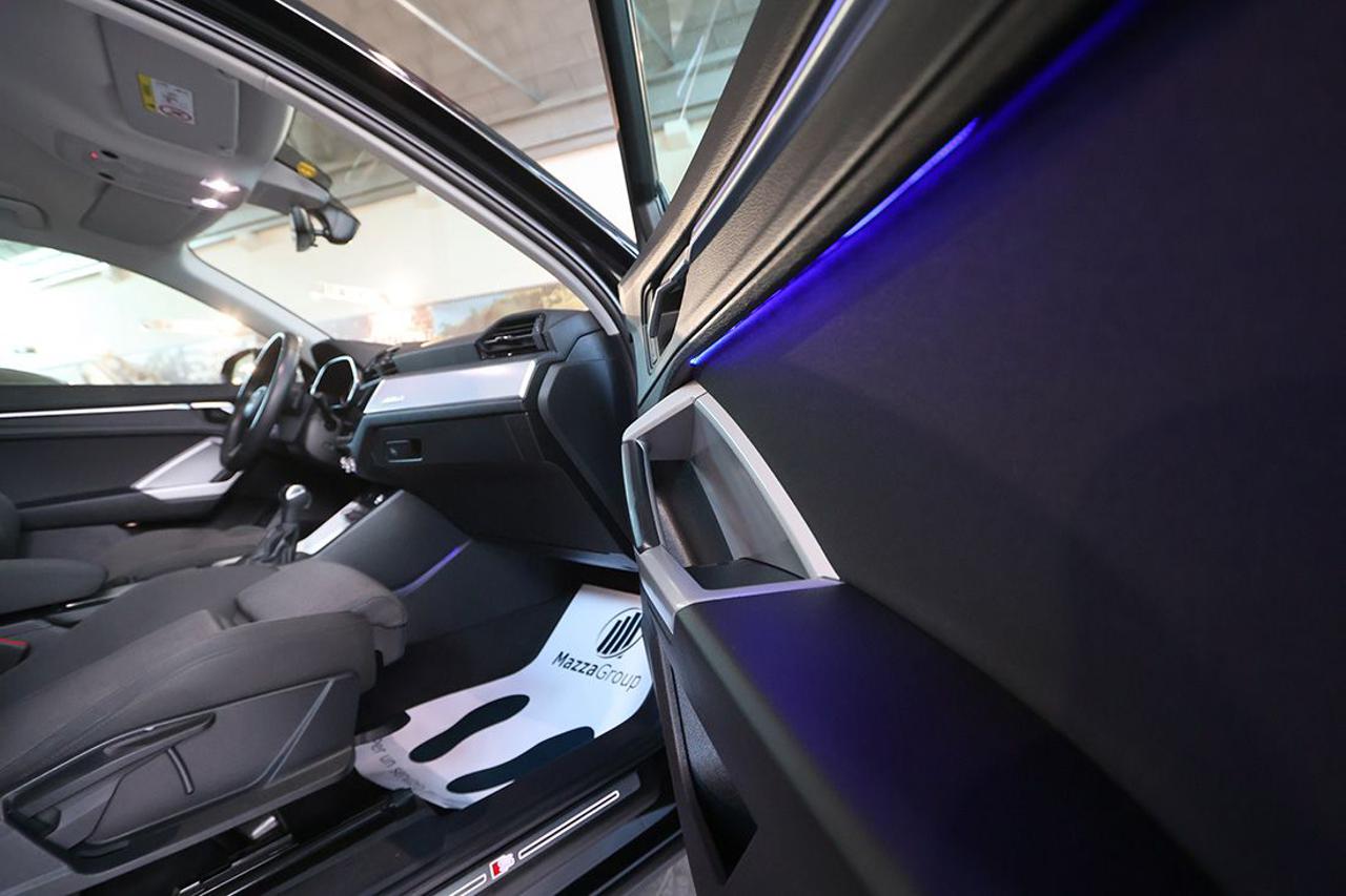 AUDI Q3 40 TDI Quattro S-Tronic S-Line - 39