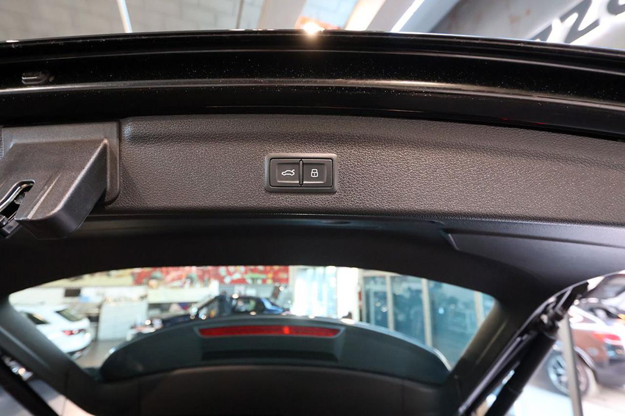 AUDI Q3 40 TDI Quattro S-Tronic S-Line - 13