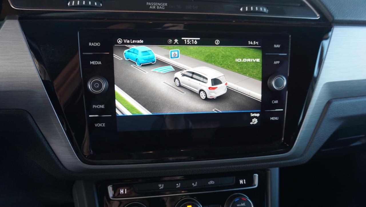 VOLKSWAGEN Touran 1.5 TSI EVO DSG Business BlueMotion Technology - 25