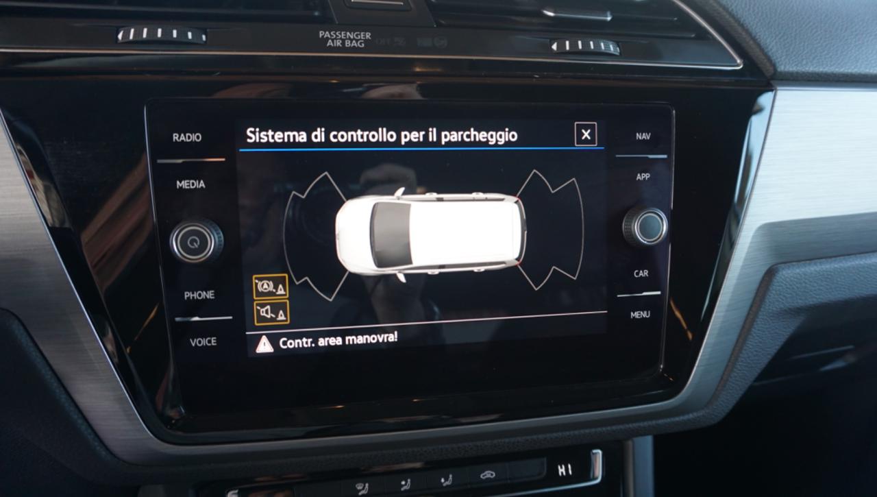 VOLKSWAGEN Touran 1.5 TSI EVO DSG Business BlueMotion Technology - 24