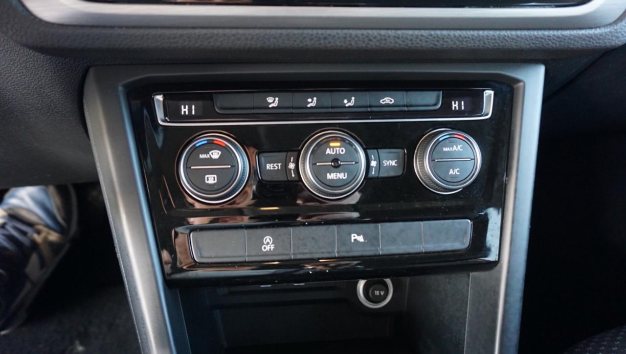 VOLKSWAGEN Touran 1.5 TSI EVO DSG Business BlueMotion Technology - 26