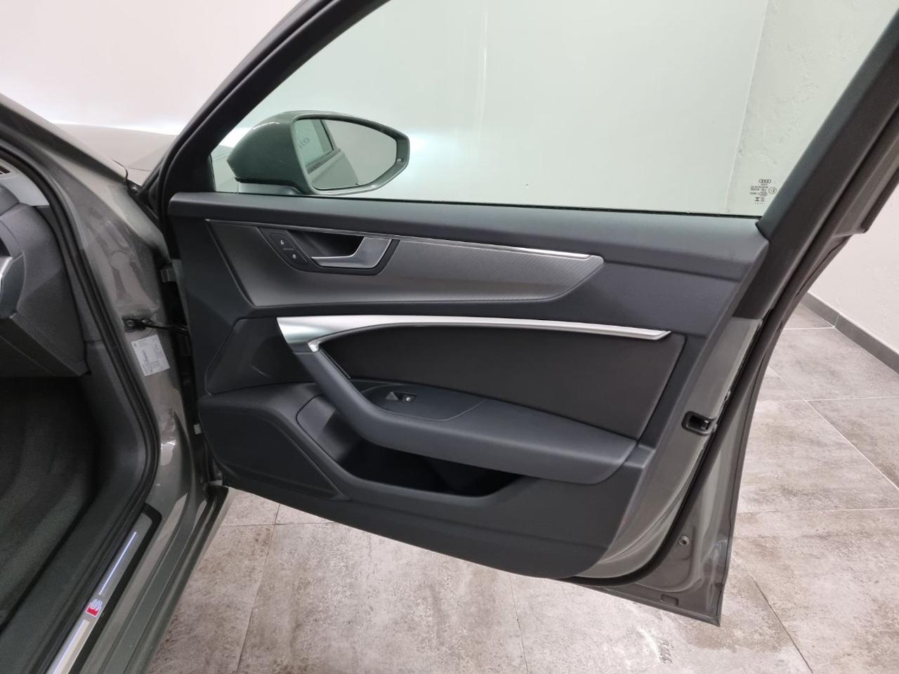 AUDI A6 Avant 40 2.0 TDI quattro ultra S tronic S line edi - 41