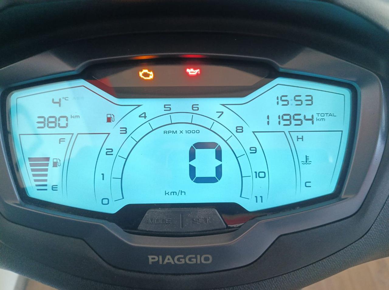 PIAGGIO Beverly 400 S ABS - 5