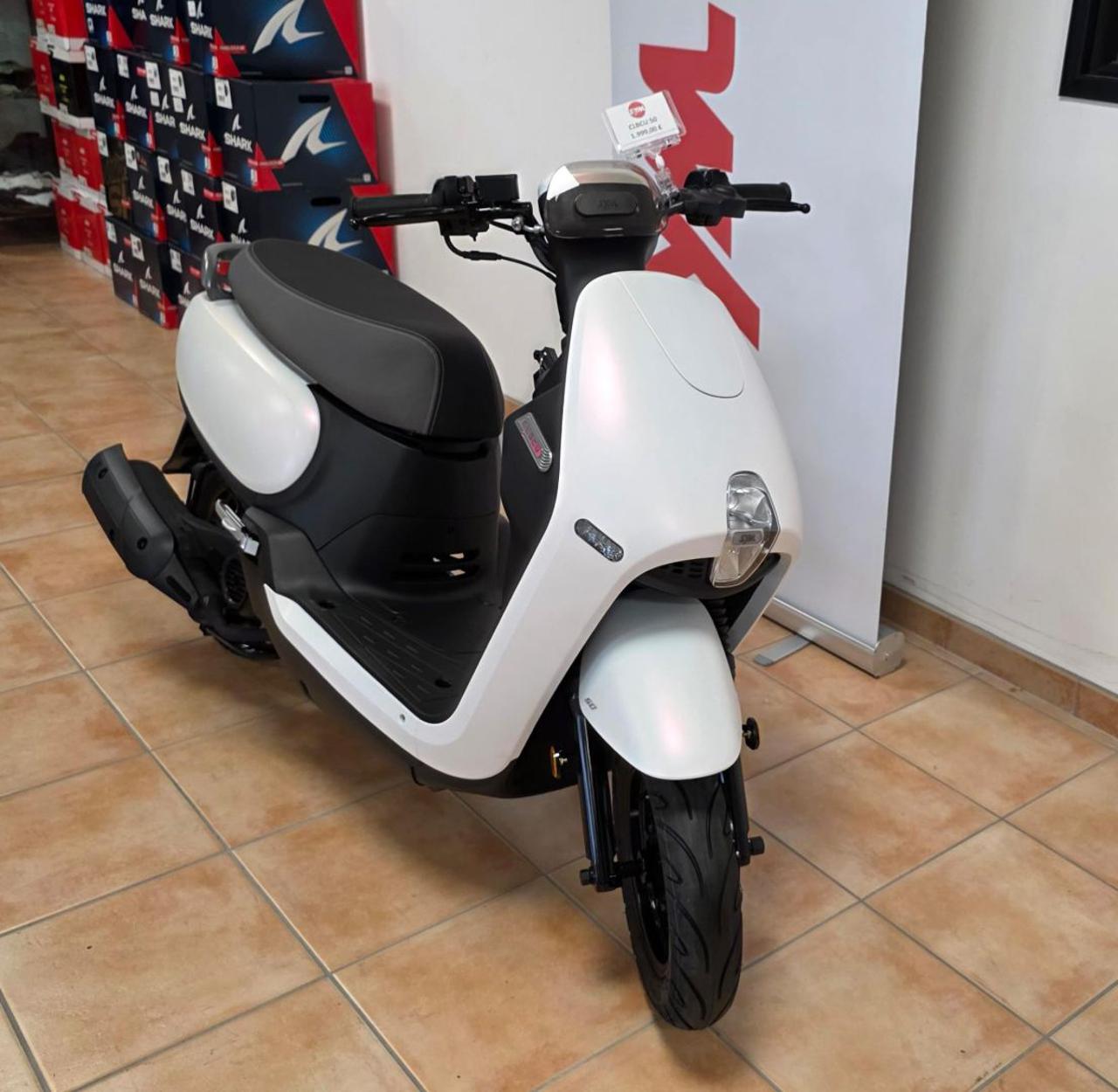 SYM CLBCU 50 Colibri 2026 - 3