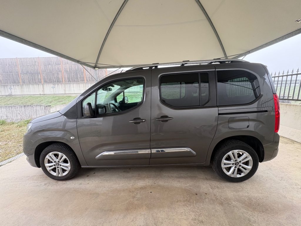 TOYOTA Proace City 1.5D 100 CV 7 POSTI EURO 6-DTEMP 7 DIESEL Lounge - 3