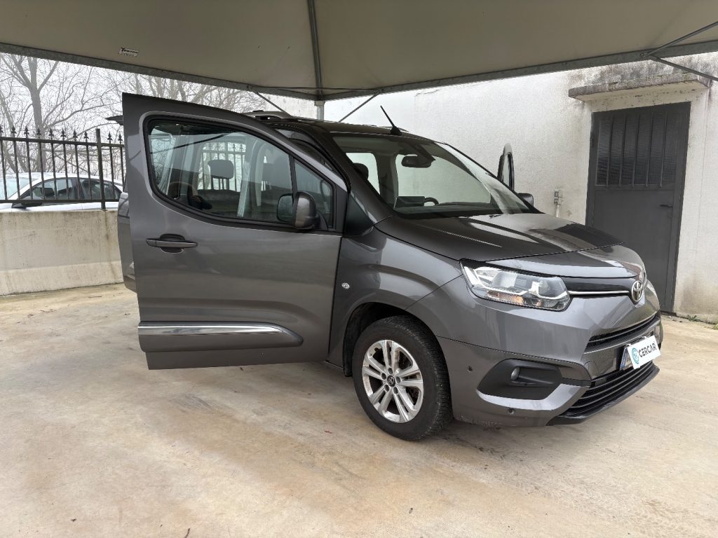 TOYOTA Proace City 1.5D 100 CV 7 POSTI EURO 6-DTEMP 7 DIESEL Lounge - 40