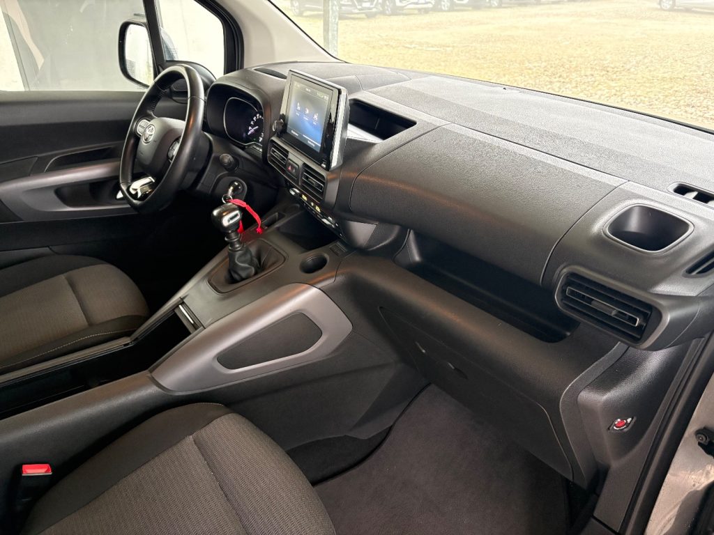 TOYOTA Proace City 1.5D 100 CV 7 POSTI EURO 6-DTEMP 7 DIESEL Lounge - 44