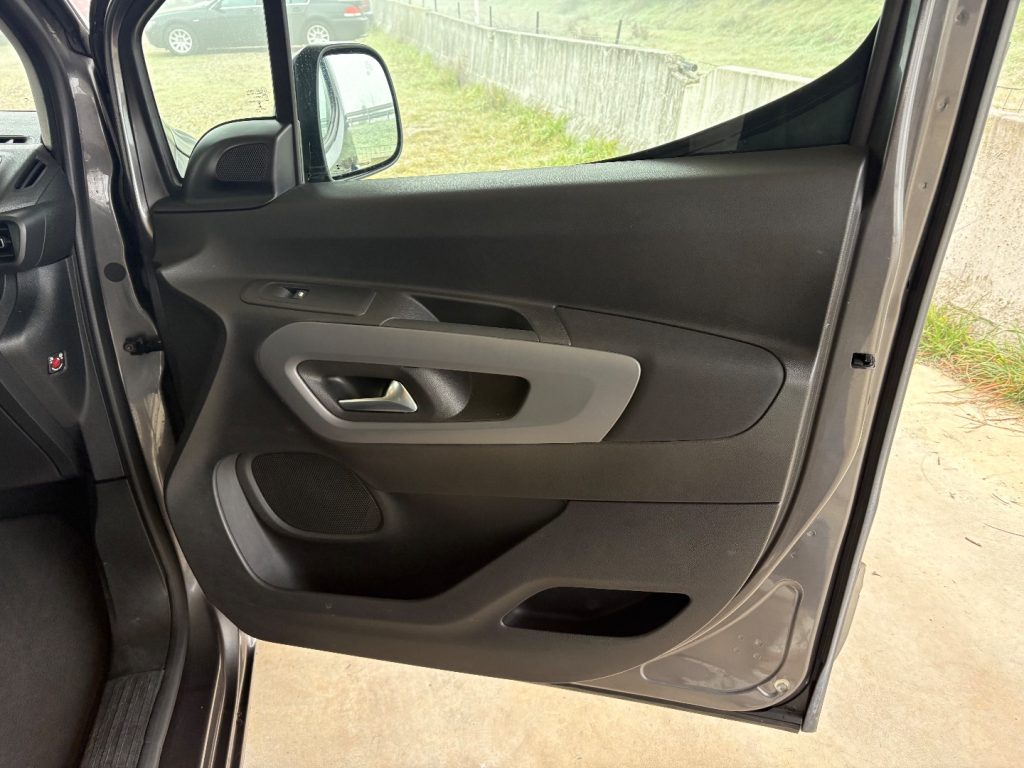 TOYOTA Proace City 1.5D 100 CV 7 POSTI EURO 6-DTEMP 7 DIESEL Lounge - 45