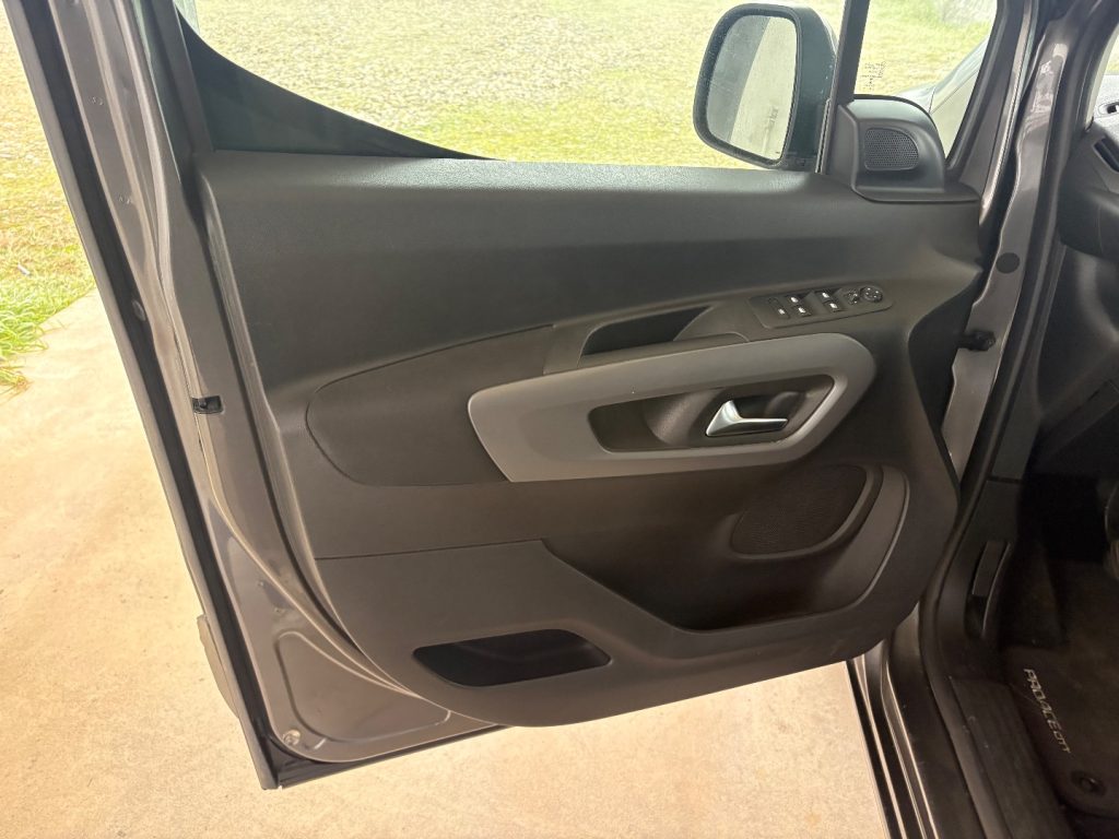 TOYOTA Proace City 1.5D 100 CV 7 POSTI EURO 6-DTEMP 7 DIESEL Lounge - 56