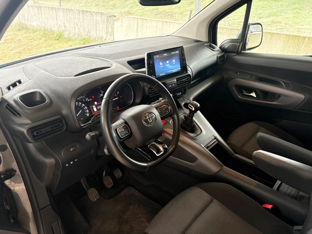 TOYOTA Proace City 1.5D 100 CV 7 POSTI EURO 6-DTEMP 7 DIESEL Lounge - 58