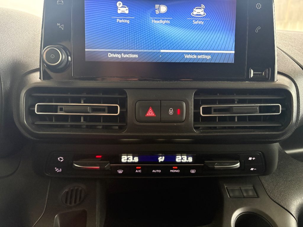 TOYOTA Proace City 1.5D 100 CV 7 POSTI EURO 6-DTEMP 7 DIESEL Lounge - 66