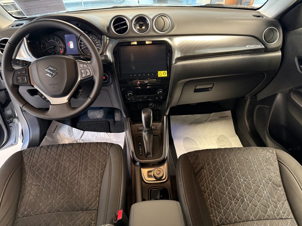 SUZUKI Vitara 1.4 Hybrid 4WD Aut. AllGrip Starview LED Navi PANO - 3