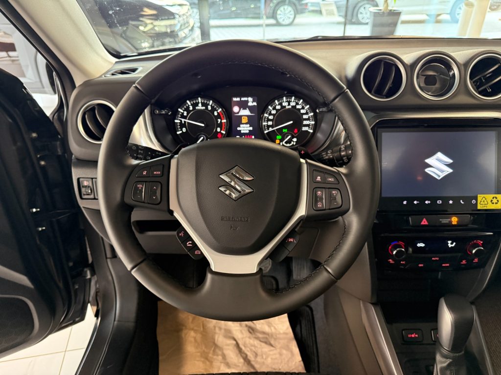 SUZUKI Vitara 1.4 Hybrid 4WD Aut. AllGrip Starview LED Navi PANO - 17