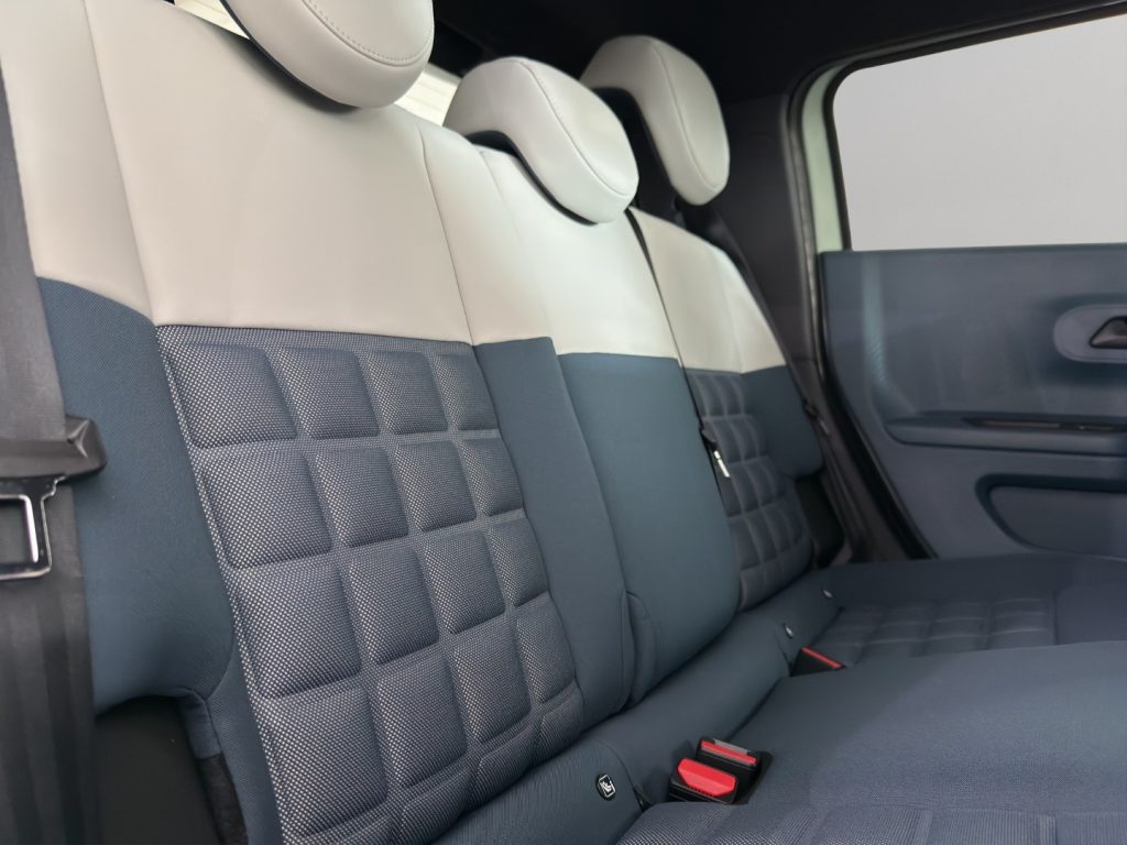 FIAT Grande Panda 1.2 Hybrid 110 CV S&S La Prima - 13