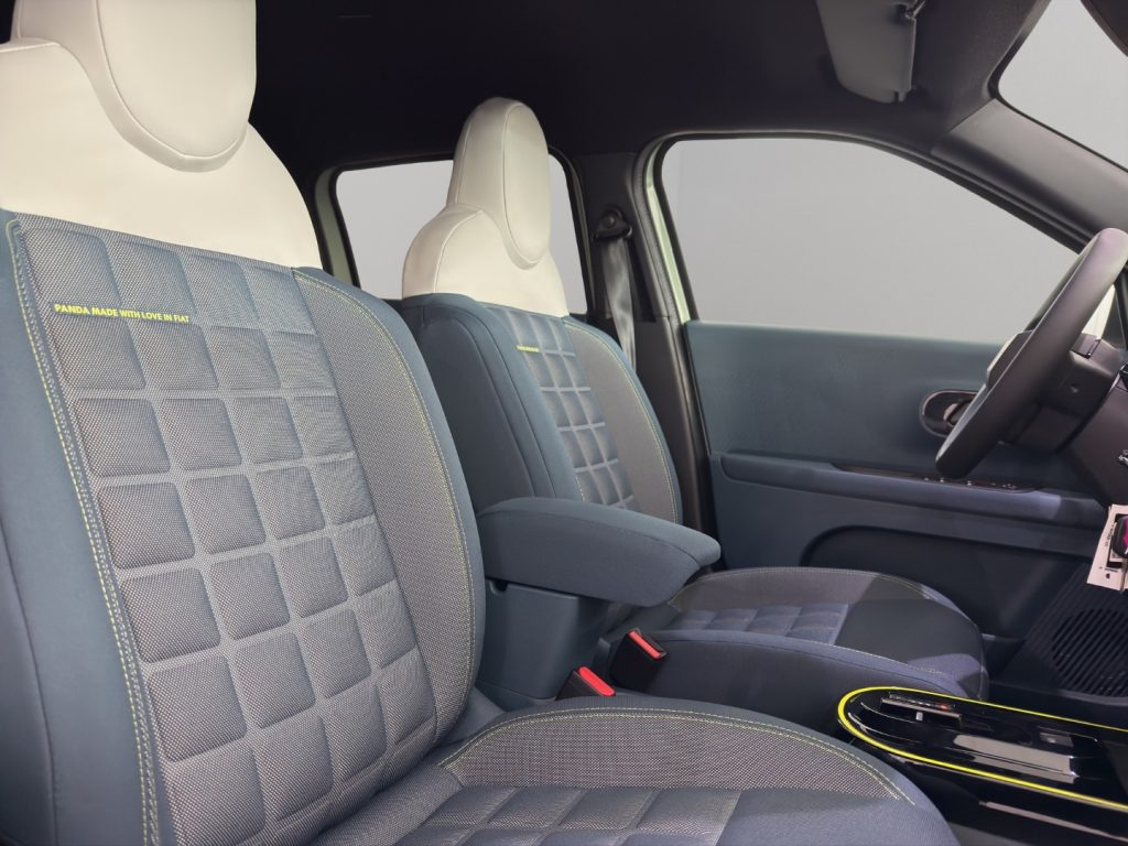 FIAT Grande Panda 1.2 Hybrid 110 CV S&S La Prima - 14