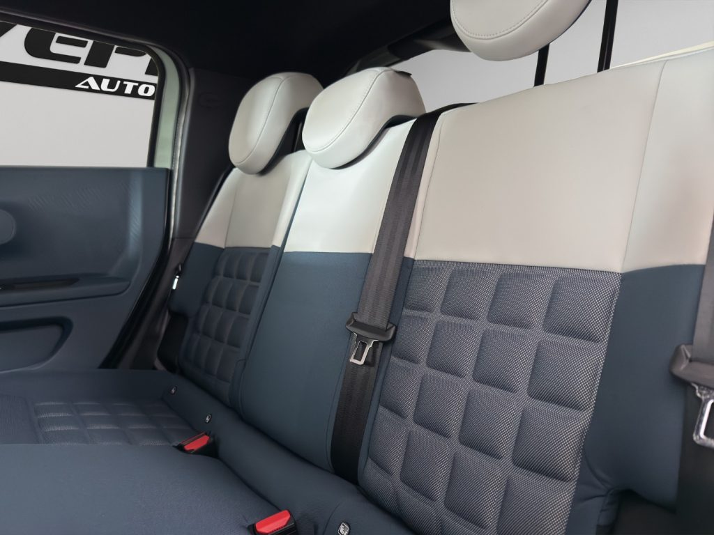 FIAT Grande Panda 1.2 Hybrid 110 CV S&S La Prima - 16