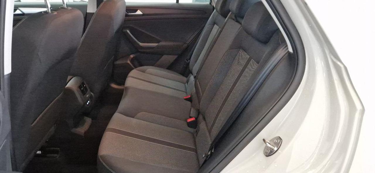 VOLKSWAGEN T-Roc 1.0 TSI Life in Garanzia uff.+sedili riscaldati - 16