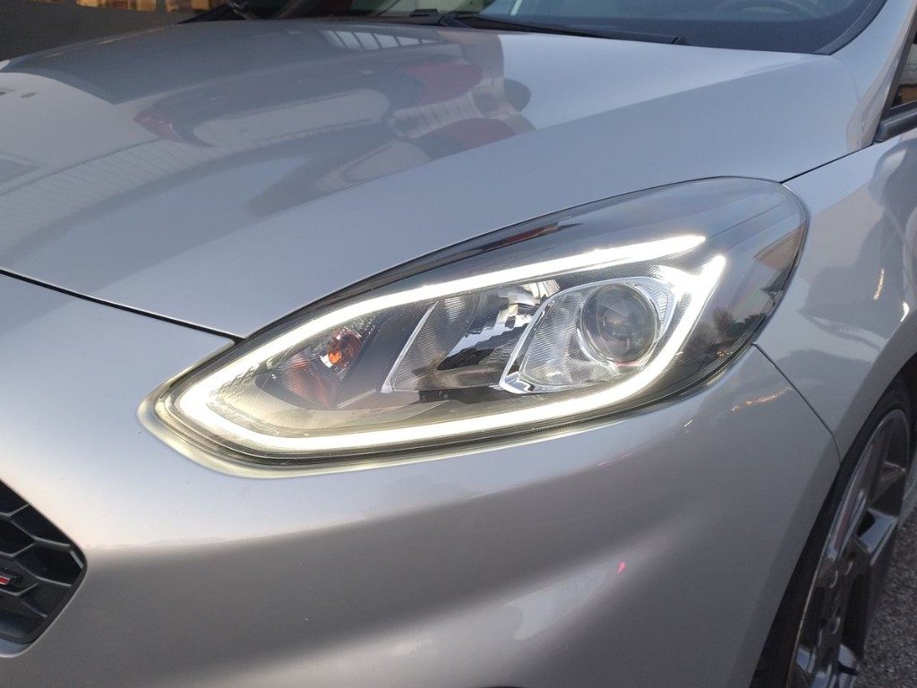 FORD Fiesta 1.5 Ecoboost 200 CV 5 porte ST - 5