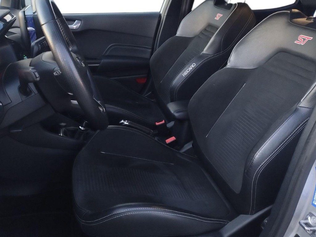 FORD Fiesta 1.5 Ecoboost 200 CV 5 porte ST - 8