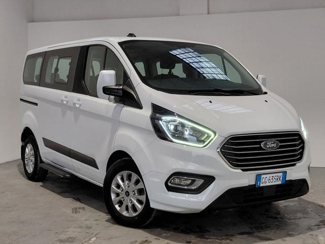 FORD Tourneo Custom Bianco pastello