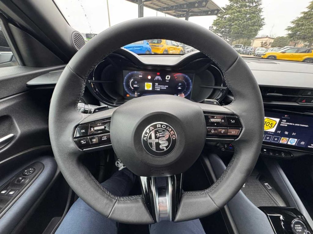 ALFA ROMEO Junior 1.2 145 CV Hybrid eDCT6 - 15