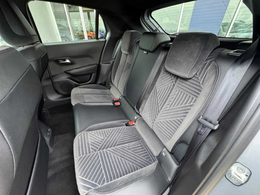 LANCIA Ypsilon Hybrid e-DCT LX - 12