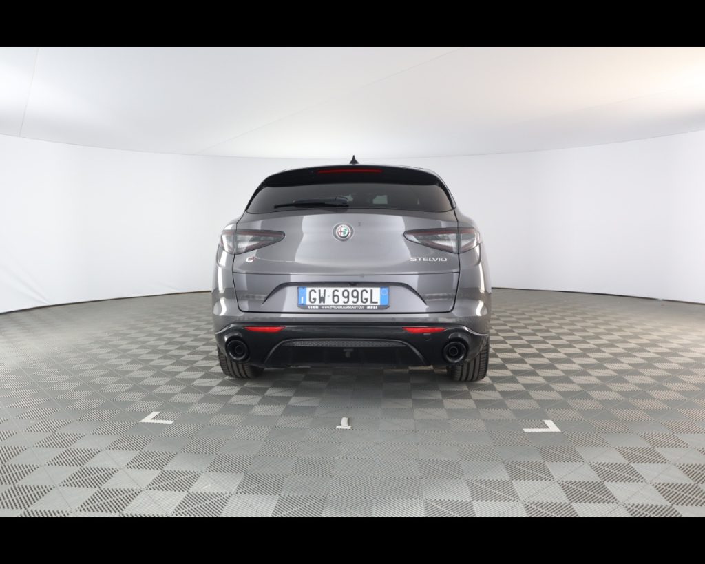 ALFA ROMEO Stelvio 2023 -  2.2 t Veloce Q4 210cv auto - 9
