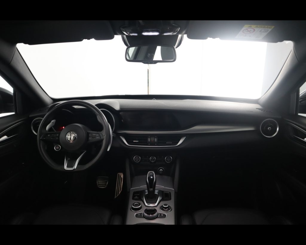 ALFA ROMEO Stelvio 2023 -  2.2 t Veloce Q4 210cv auto - 15