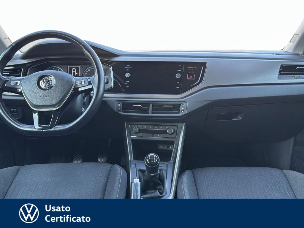 VOLKSWAGEN Polo 5p 1.0 tgi comfortline 90cv my19 - 24