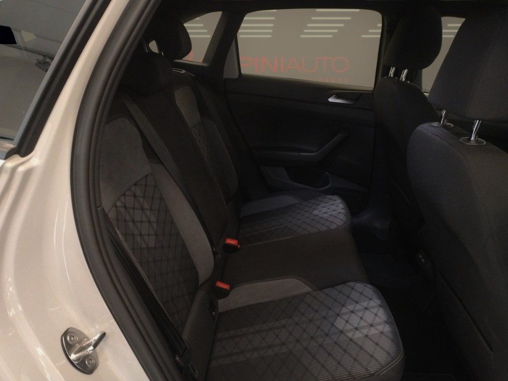 VOLKSWAGEN Taigo 1.0 TSI 115 CV R-Line Plus KM 11.000 Iva Esposta - 19