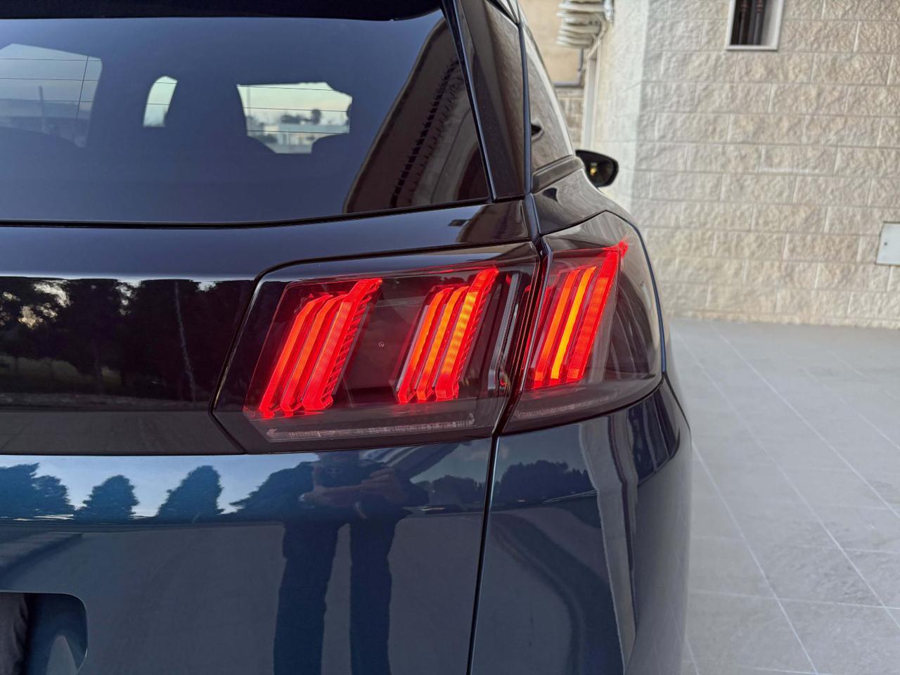 PEUGEOT 3008 1.5 BlueHDi 130 S&S Allure Pack C.AUTOMATICO - 35