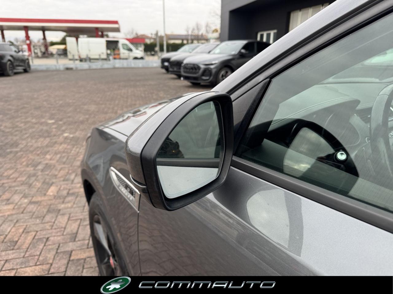 JAGUAR E-Pace 2.0D 150 CV AWD aut. R-Dynamic S - 11