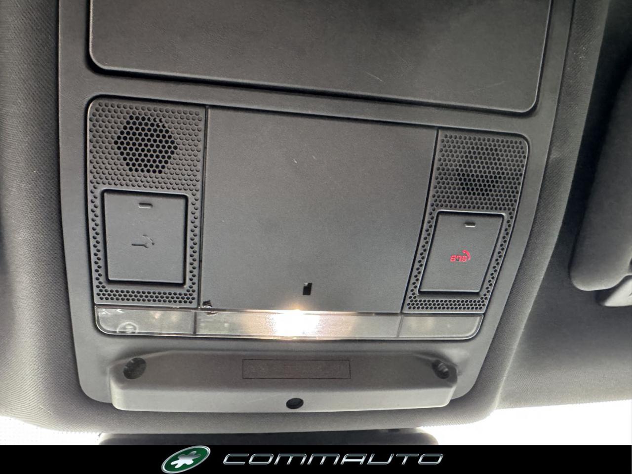 JAGUAR E-Pace 2.0D 150 CV AWD aut. R-Dynamic S - 23