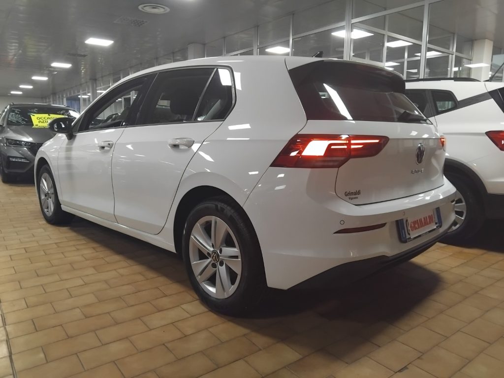 VOLKSWAGEN Golf 1.0 eTSI EVO Life MHEV - 5