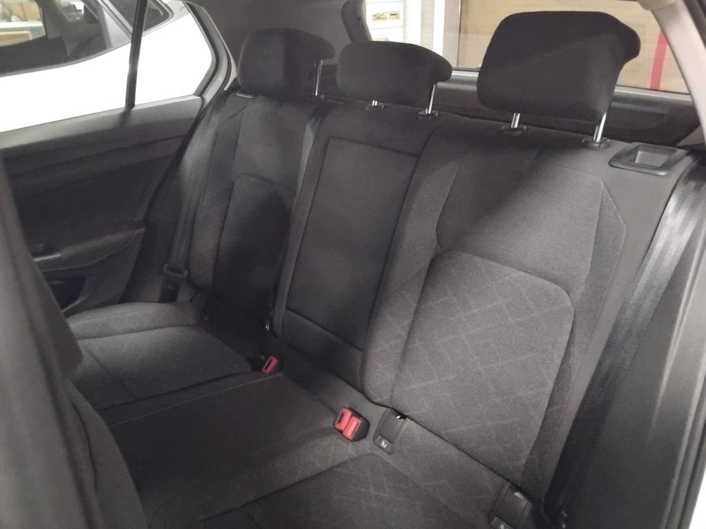 VOLKSWAGEN Golf 1.0 eTSI EVO Life MHEV - 10