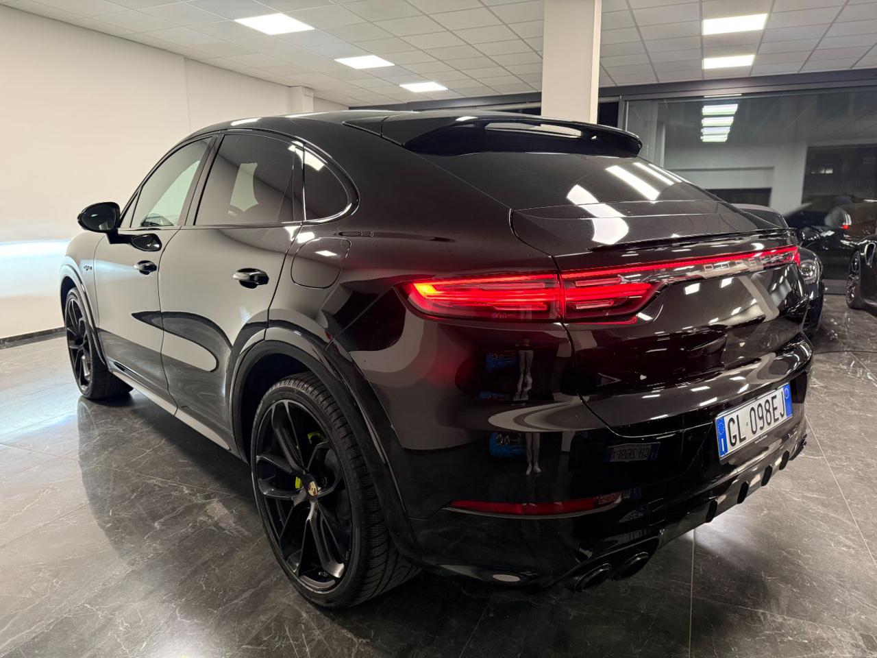 Porsche Cayenne 3.0 V6 E-Hybrid SPORT DESIGN / PHASM / CHRONO 2023 - foto 4