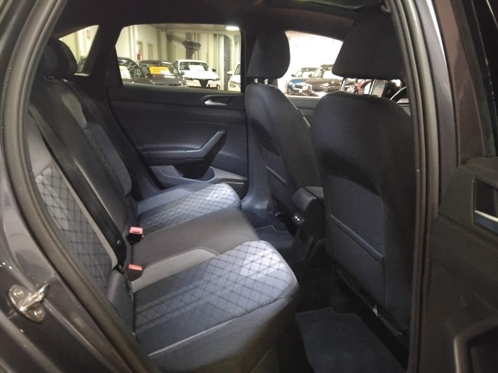 VOLKSWAGEN Taigo 1.0 TSI 115 CV R-LINE TETTO VIDEO - 11