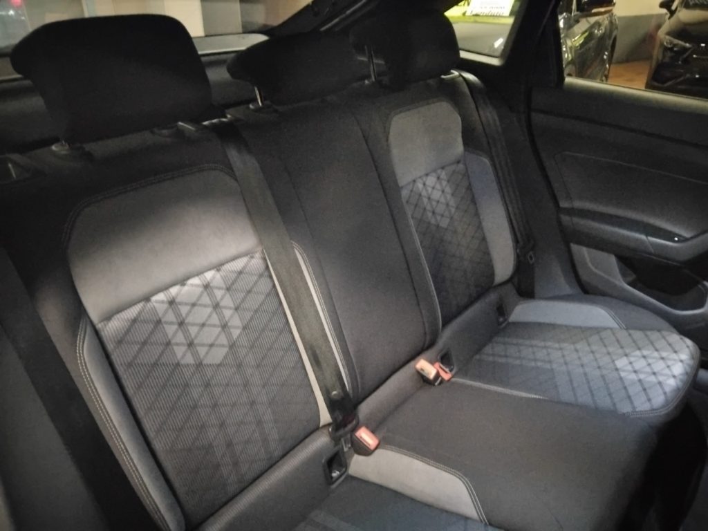 VOLKSWAGEN Taigo 1.0 TSI 115 CV R-LINE TETTO VIDEO - 12