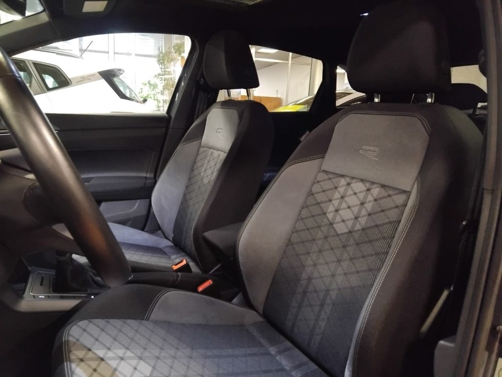 VOLKSWAGEN Taigo 1.0 TSI 115 CV R-LINE TETTO VIDEO - 16