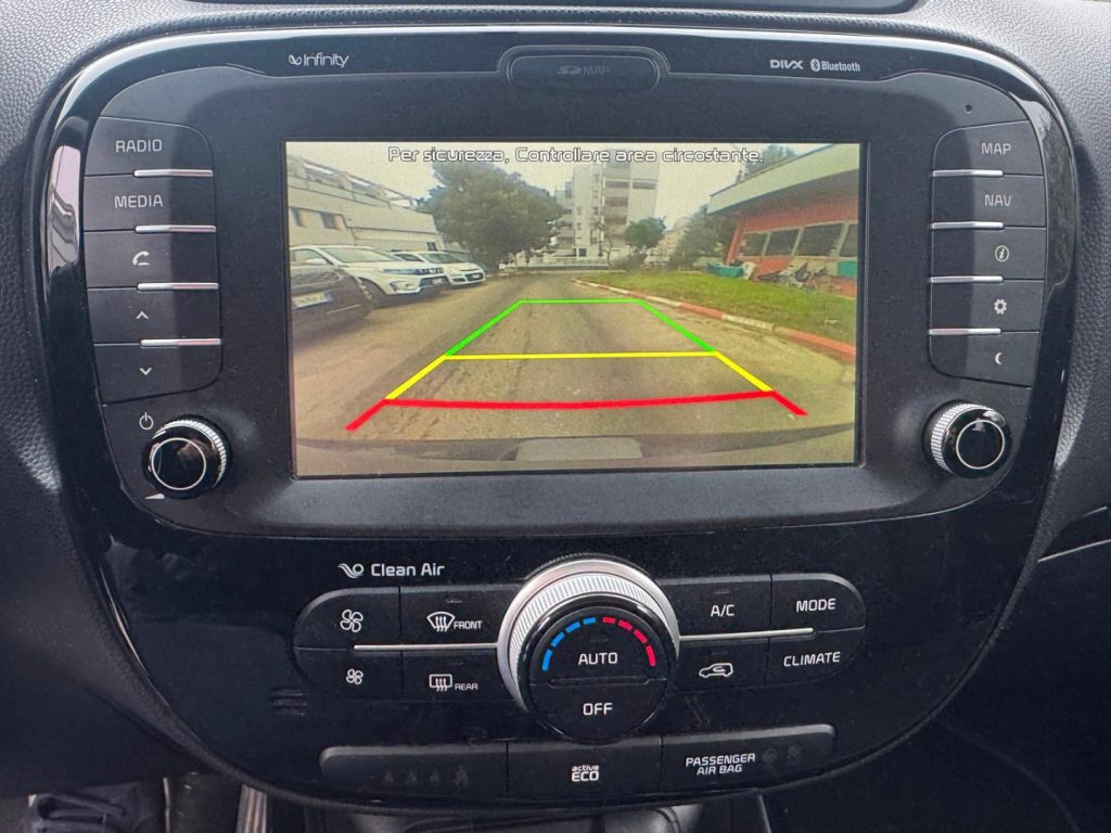 KIA Soul 1.6 CRDi You® Soul - 10